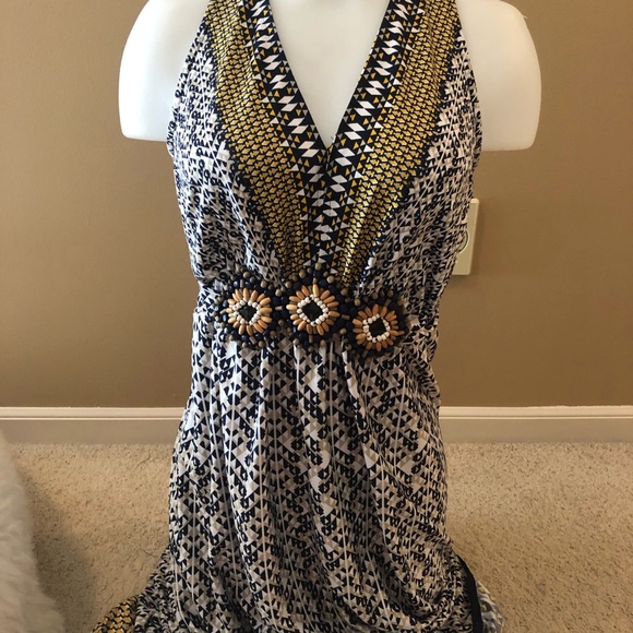 Roz & Ali Dresses & Skirts - Boho-ish print maxi dress